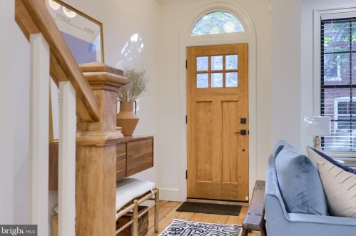 330 Mary St, Lancaster PA  17603-3328 exterior