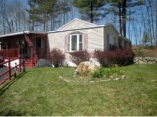 26 Vindale Rd, Manchester, NH 03106-1069