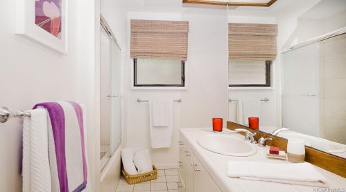 4494 Pahoa Ave, Honolulu HI  96816-5450 exterior