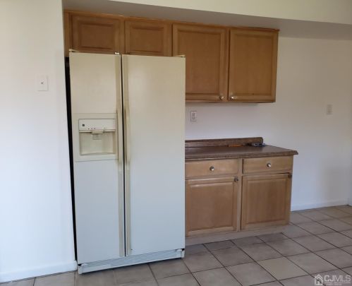 21 Summershade Cir, Piscataway NJ  08854-5906 exterior