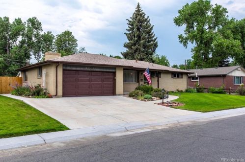 10570 62nd Pl, Arvada, CO 80004-4821