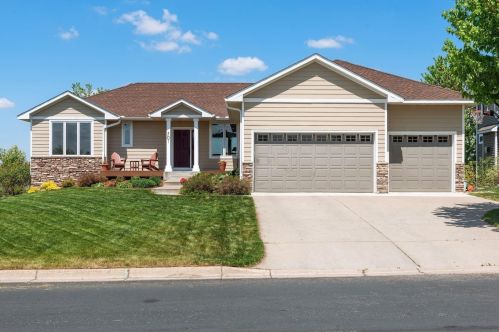 701 Superior Dr, Waterford, MN 55057-3263