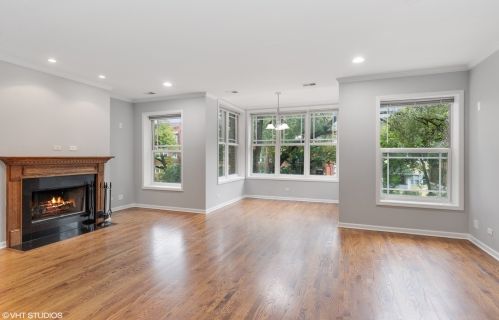 5821 Winthrop Ave, Chicago, IL 60660-3541