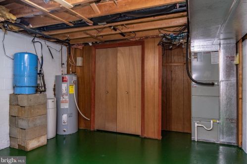 901 Enola Rd, Carlisle PA 17015-9548 exterior