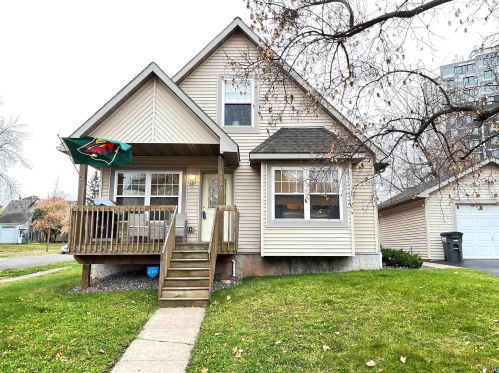 5202 Wadena St, Duluth, MN 55807-2635