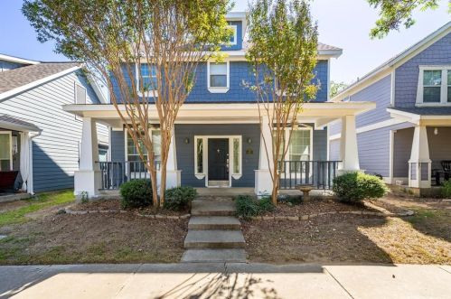 9822 Walnut Hill Dr, Aubrey, TX 76227-5404