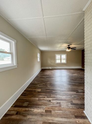 221 Sharon Ave, Hampton, SC 29924-3937