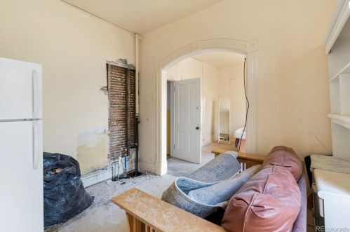 111 4 Ave, Denver CO 80203-4007 exterior