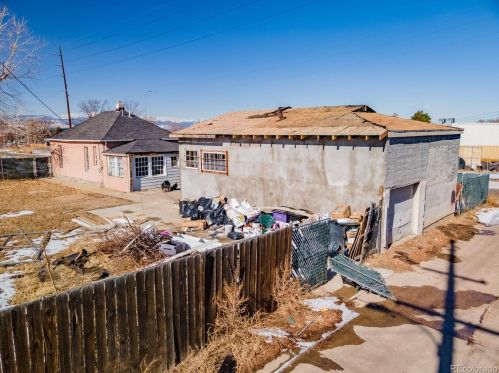 3894 Cook St, Denver CO  80205-3740 exterior