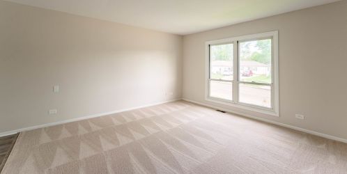 787 Spring St, South Elgin, IL 60177-1407