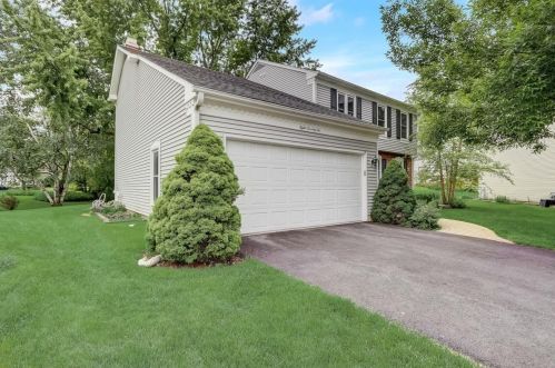 876 Saybrook Ln, Buffalo Grove, IL 60089-1239