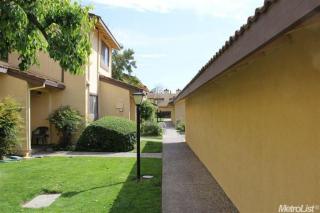 3180 Andre Ln, Turlock, CA 95382-1061
