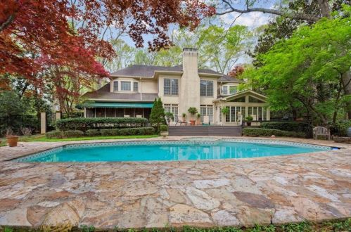 1840 Brandon Hall Dr, Atlanta GA  30350-3709 exterior