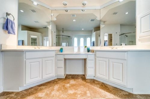 8981 Willow Spg Ln, Conroe TX  77302-3453 exterior