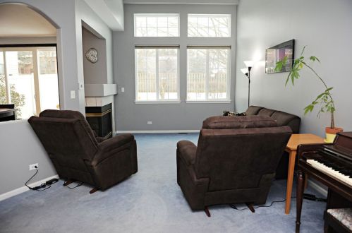 1484 Waterbury Cir, Palatine, IL 60074-7068