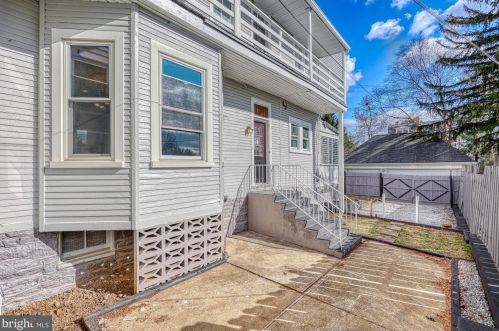 444 Lincoln St, York PA  17401-2952 exterior