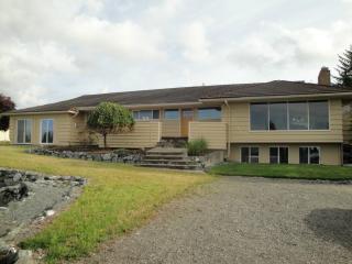 2318 Crestline Dr, Bellingham, WA 98229-5903