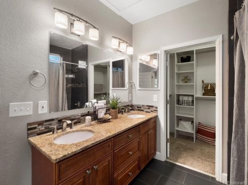 3001 Clarkson St, Englewood CO  80113-1707 exterior