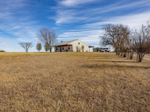 1256 Kentucky Town Rd, Whitewright TX 75491-3502 exterior