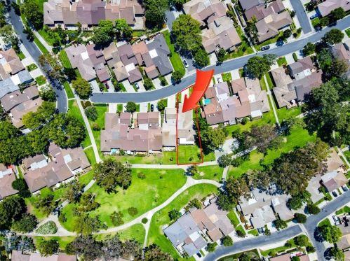 5255 Thorn Tree Ln, Irvine CA  92612-2346 exterior