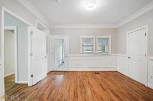 391 Arnold St, Atlanta GA  30308-2911 exterior