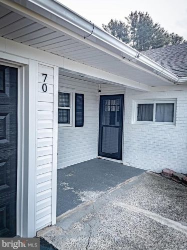 70 Pinafore Ln, Willingboro, NJ 08046-2607