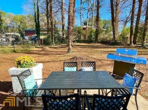 5332 Denny Dr, Atlanta GA  30349-5206 exterior