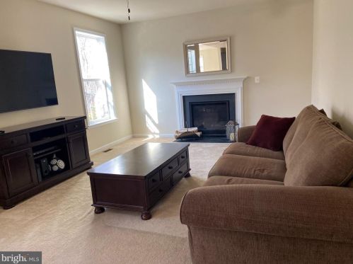 417 Chickamauga Dr, Harpers Ferry WV 25425 exterior