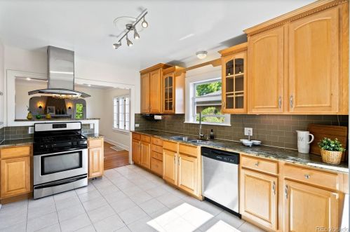 2877 Eudora St, Denver CO  80207-3056 exterior