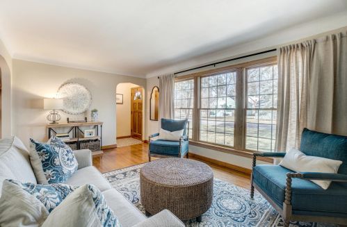 1930 Arona St, Saint Paul MN  55113-5857 exterior