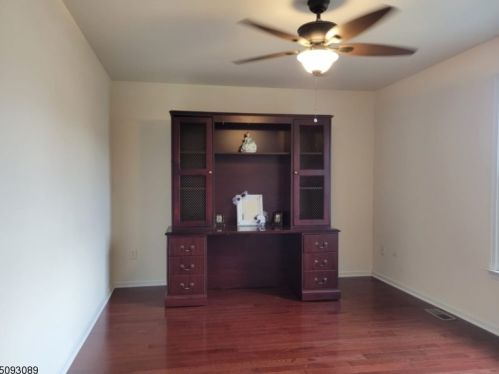 8 Esterbrook Dr, Princeton NJ  08540-6127 exterior