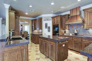 611 Willard St, Houston TX  77006-2149 exterior