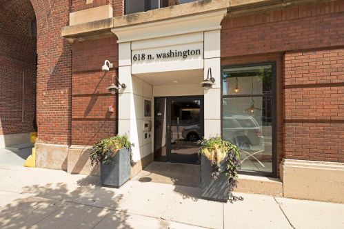 618 Washington Ave, Minneapolis MN  55401-1221 exterior