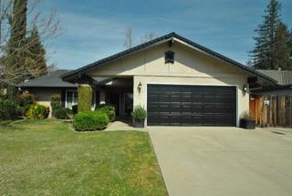 1735 Escalon Ave, Clovis, CA 93611-0525