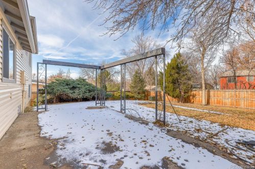 16861 Brown Pl, Denver CO  80013-1924 exterior