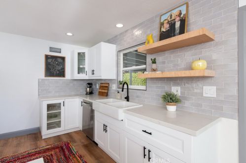 3841 Sycamore Ave, Orange CA  92869-2834 exterior