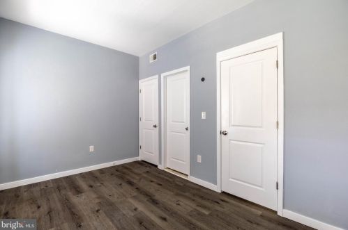 2024 8th St, Philadelphia PA  19122-1304 exterior