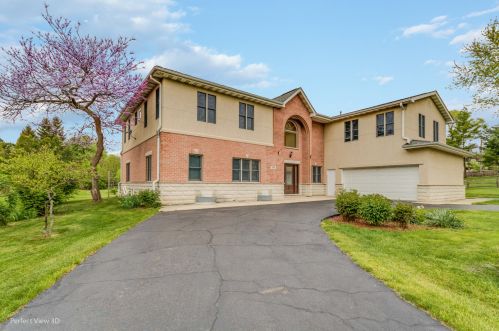 1760 Lee Ct, Palatine, IL 60074-1117