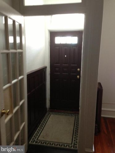 3625 11th St, Philadelphia, PA 19148-0052