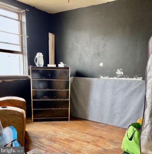 2706 10th St, Philadelphia PA 19148-5006 exterior