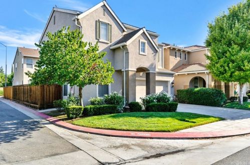 4658 Brianna Way, Fresno, CA 93722-7030