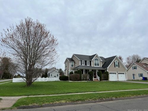 5 Gorski Dr, Wapping, CT 06074-2467