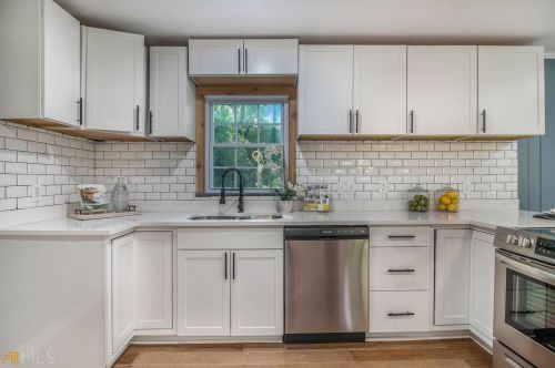 3577 Lynfield Dr, Atlanta GA  30311-2941 exterior