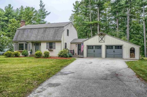 16 Golden Brook Rd, Windham, NH 03087-1818