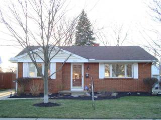5615 Birchdale Dr, Toledo OH  43623-1905 exterior