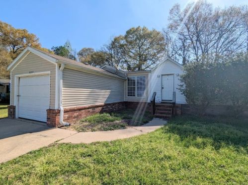 16267 Kanani Ct, Conroe, TX 77302-8007