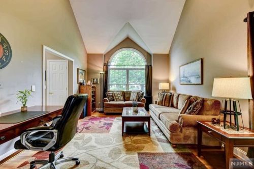 8 Matthew Ct, Dover NJ  07869-1058 exterior