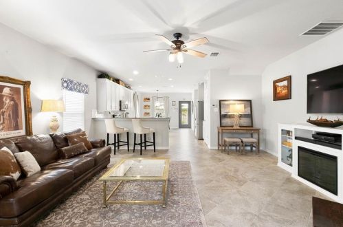 5037 Byers Ave, Fort Worth TX  76107-4129 exterior