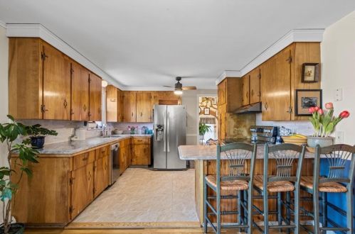 3 Alvero Rd, Coventry, RI 02816-8401