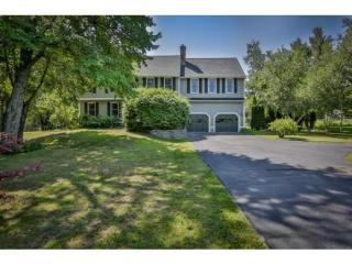 4 Moulton Dr, Londonderry, NH 03053-4000